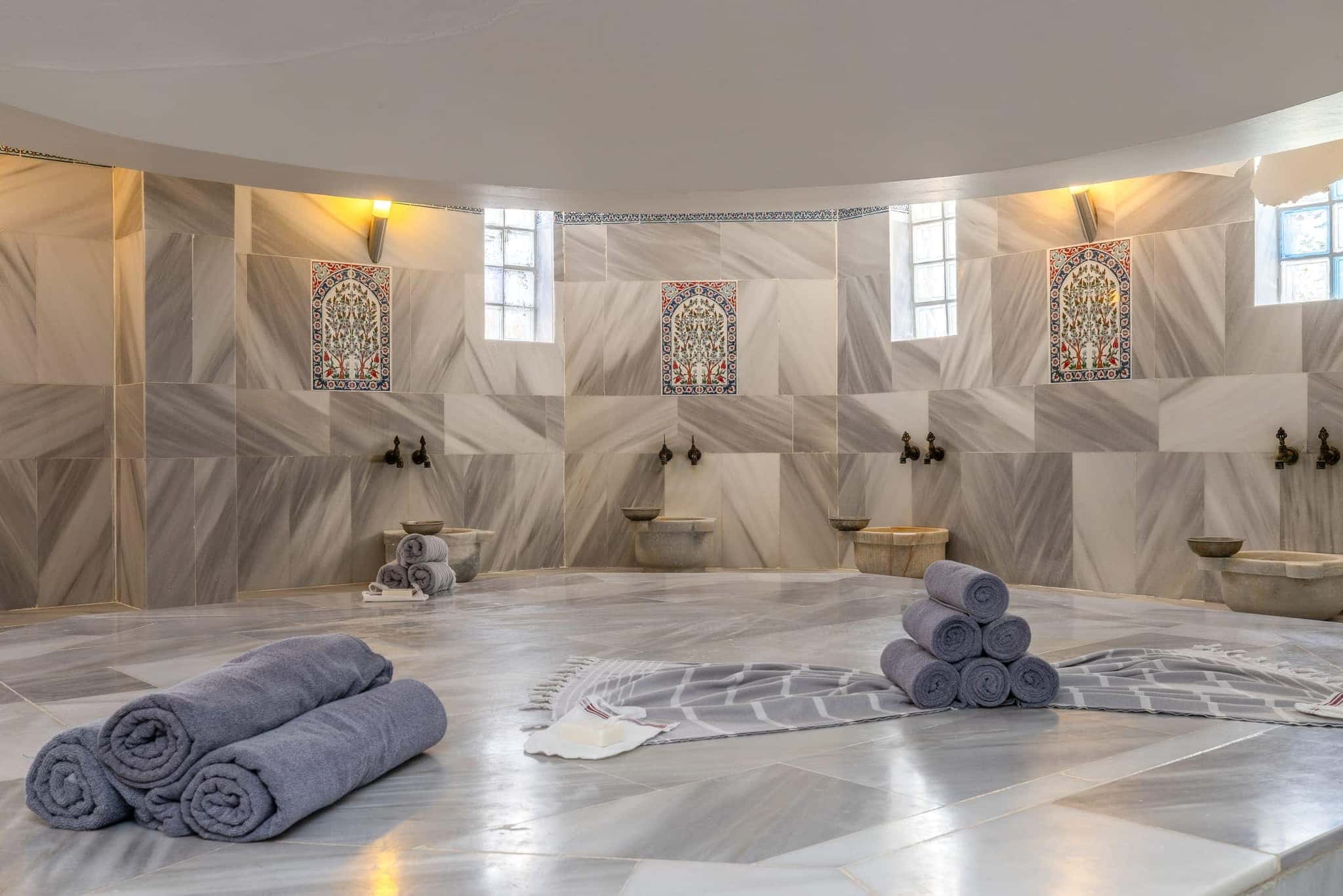 Sarıtaş Hotel SPA — geleneksel Türk hamamı, sauna ve masaj üniteleri