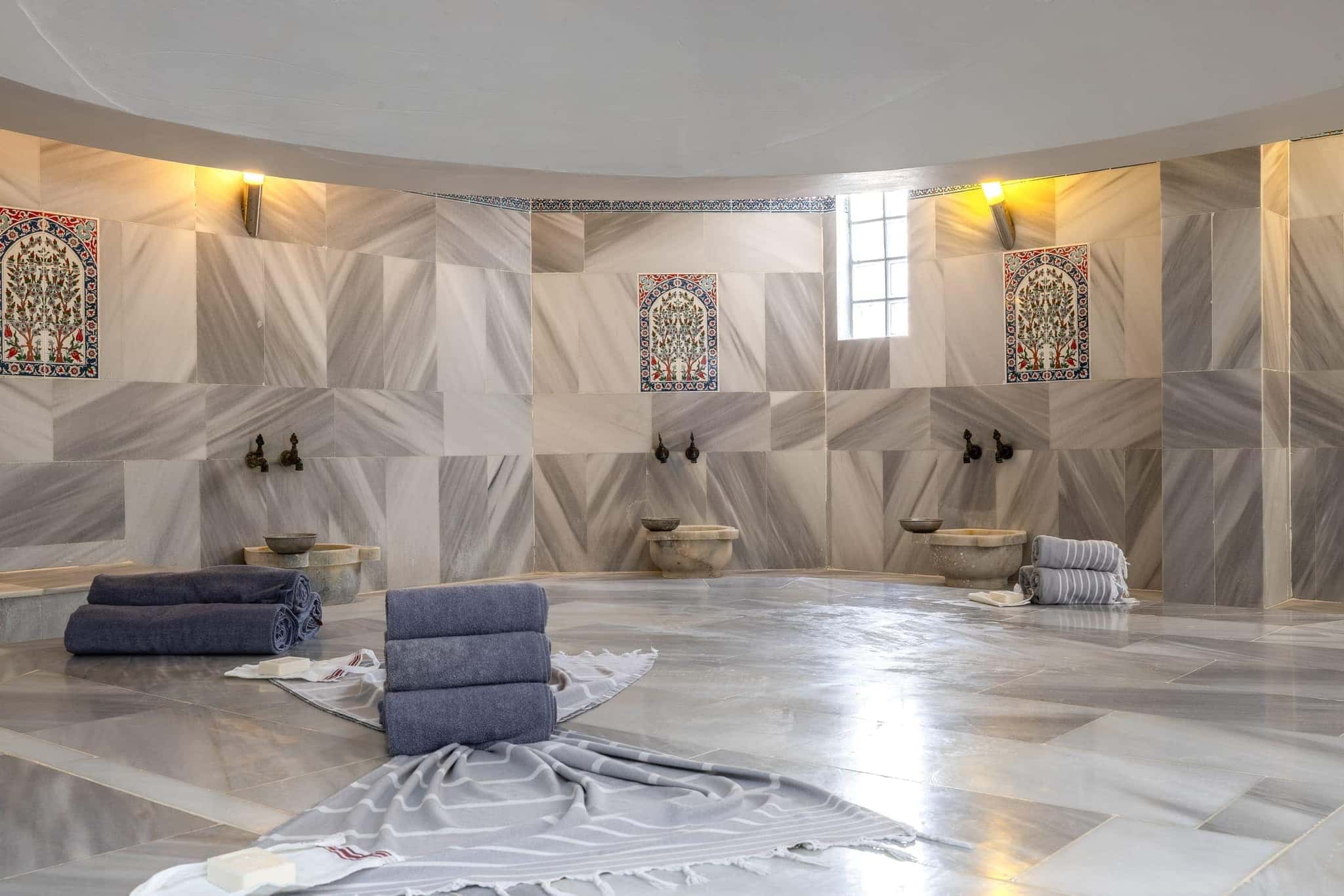 Sarıtaş Hotel SPA — geleneksel Türk hamamı, sauna ve masaj üniteleri