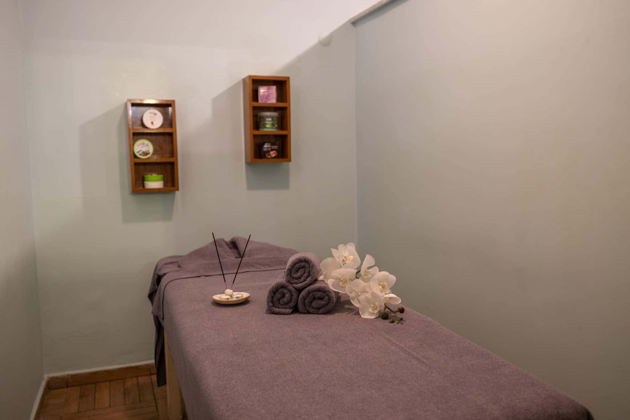 Sarıtaş Hotel SPA — geleneksel Türk hamamı, sauna ve masaj üniteleri
