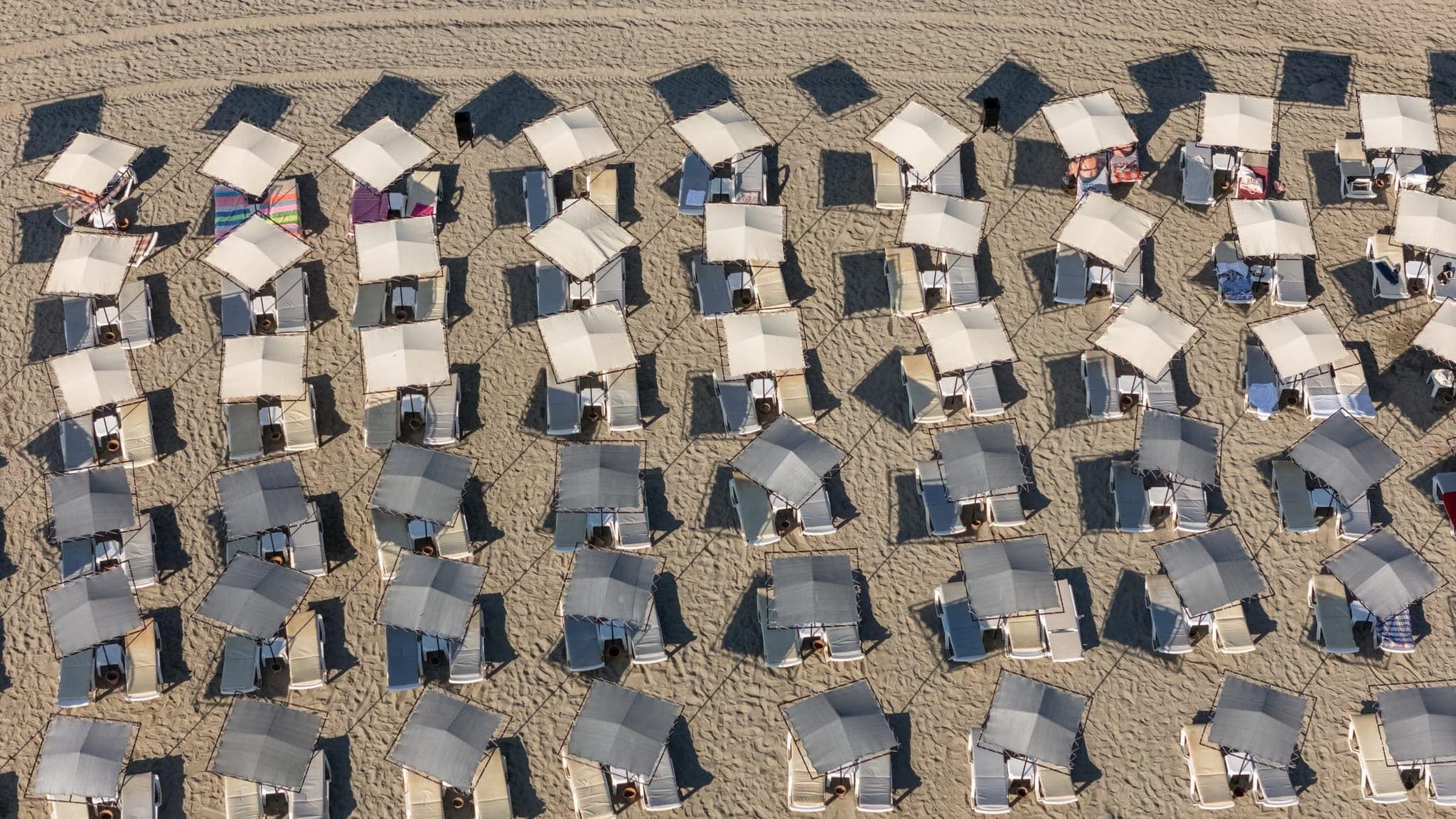 Sarıtaş Hotel Alanya Tosmur havadan görünüm — denize sıfır 4 yıldızlı herşey dahil otel