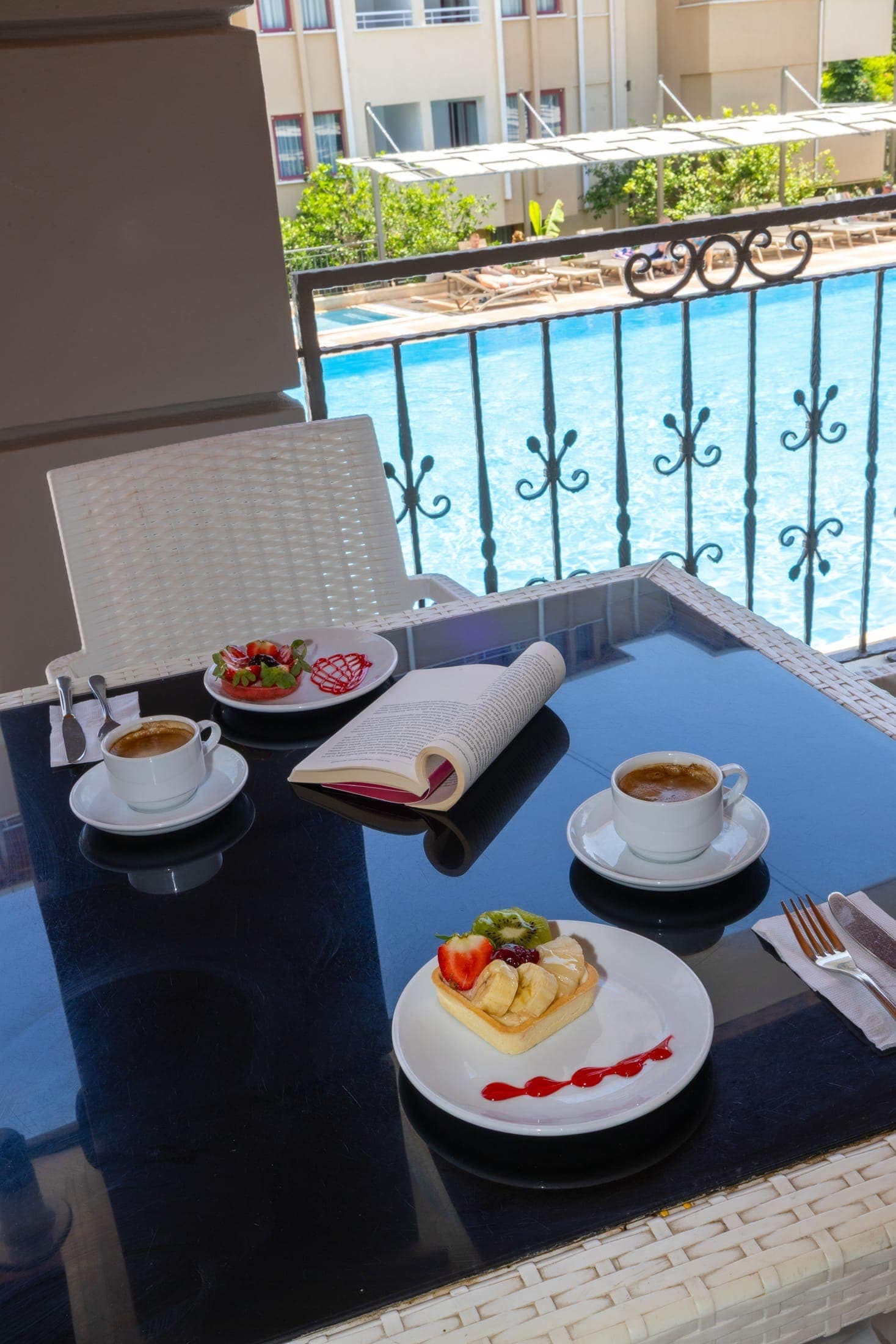 Sarıtaş Hotel açık büfe kahvaltı ve ikramlar — herşey dahil