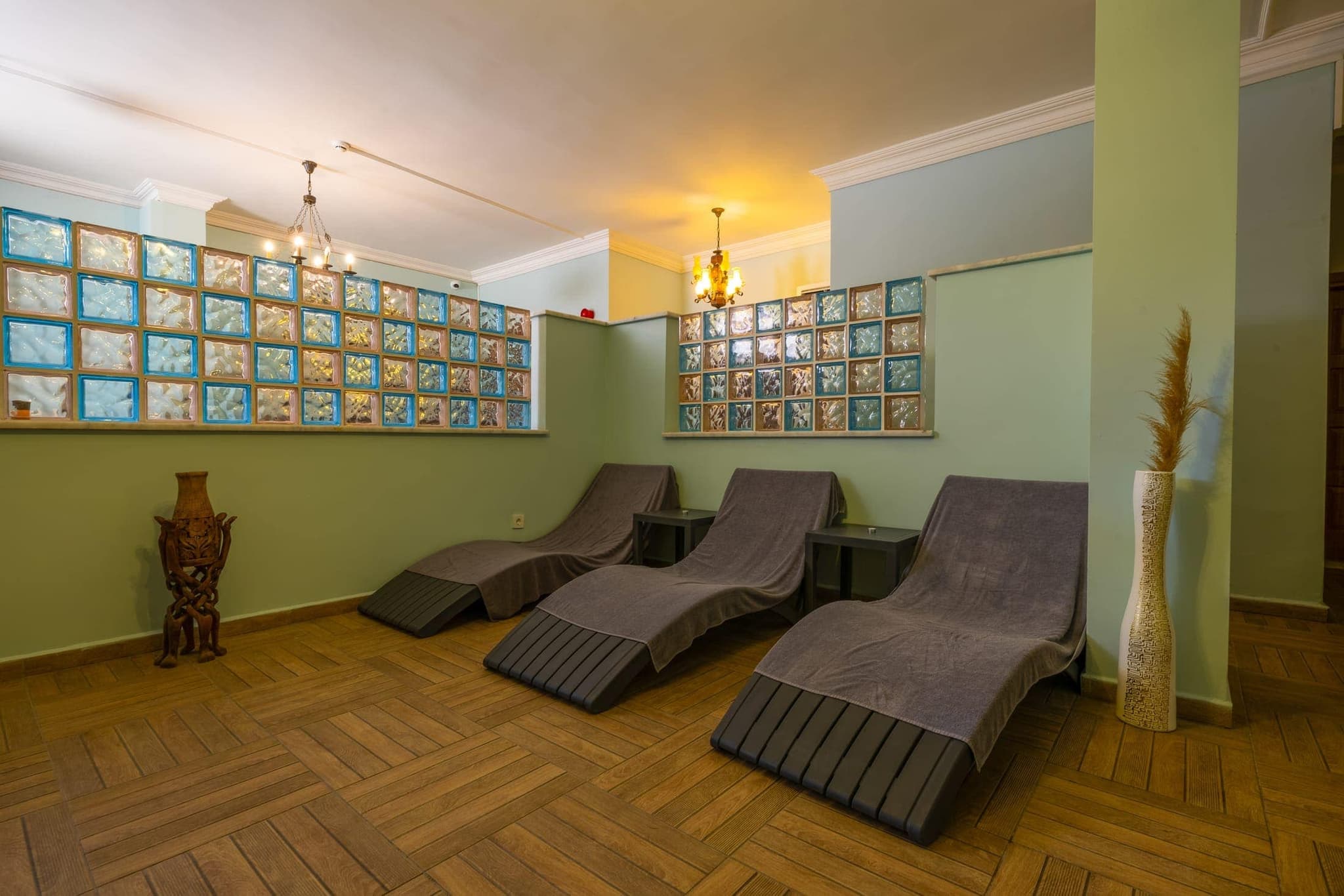 Sarıtaş Hotel SPA — geleneksel Türk hamamı, sauna ve masaj üniteleri