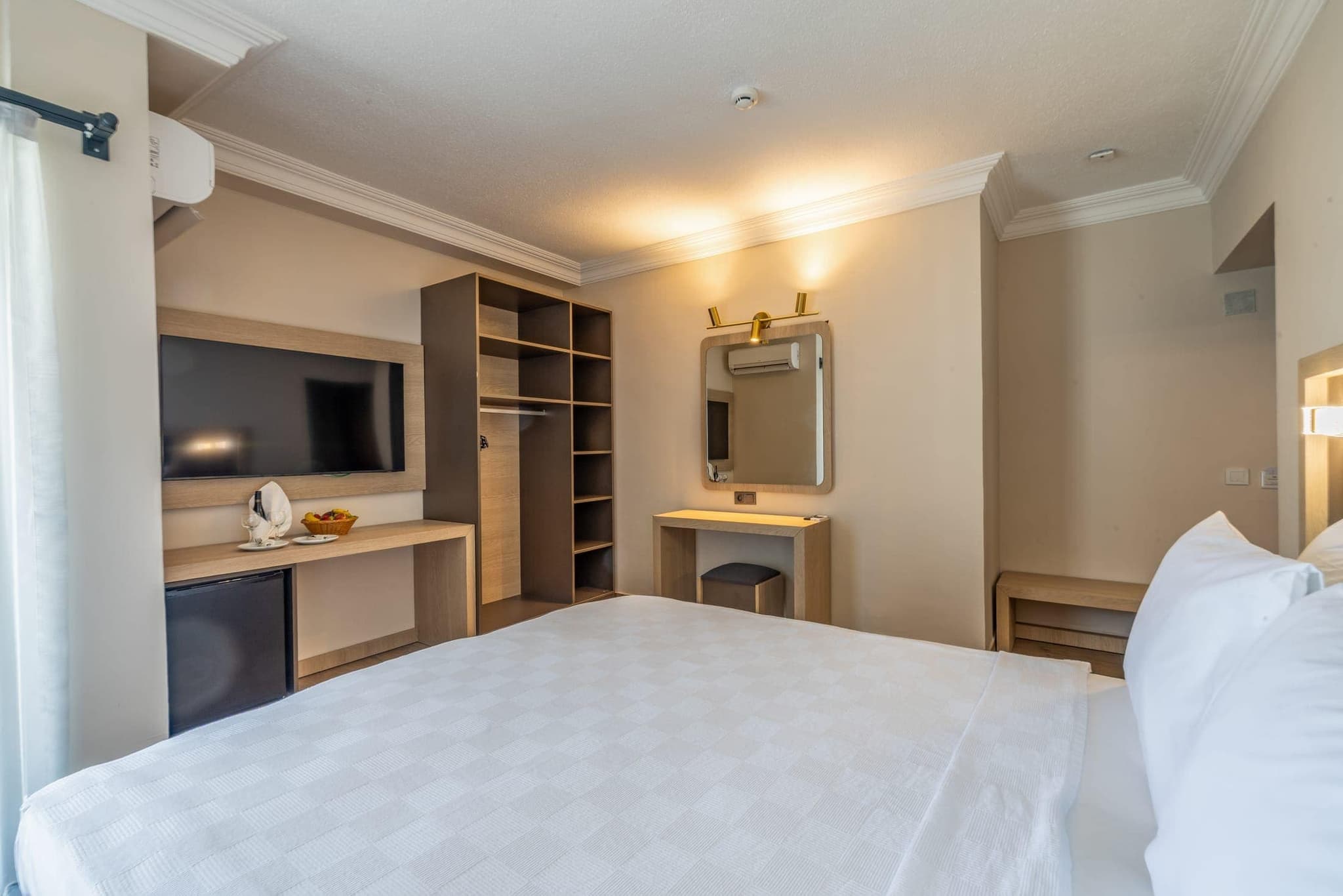 Sarıtaş Hotel konforlu konaklama odası, balkonlu — Alanya