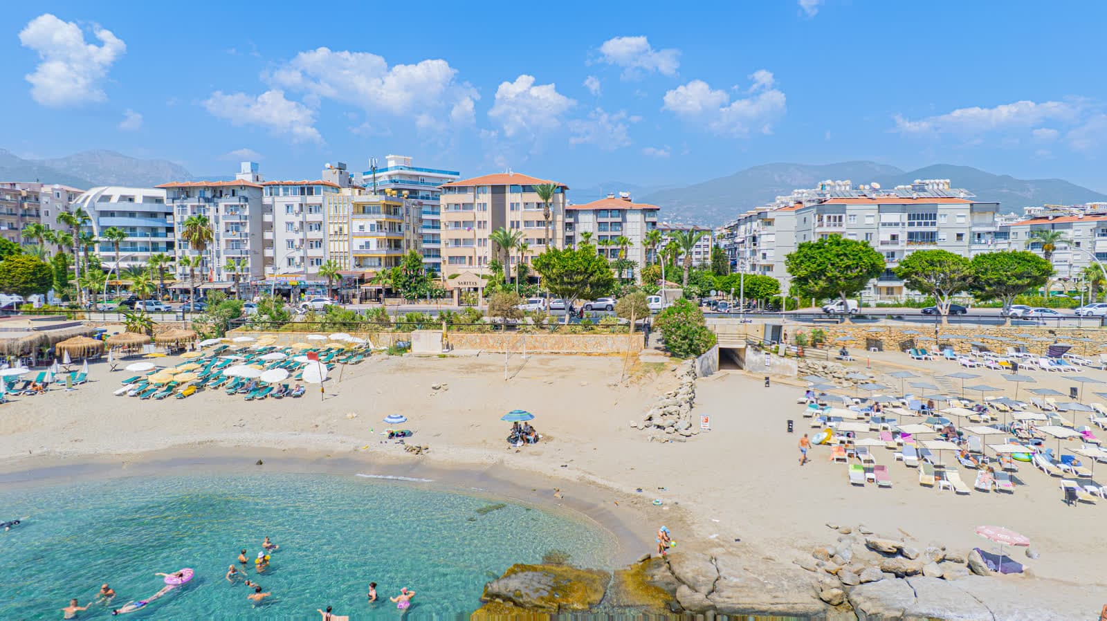 Yukarıdan Sarıtaş Hotel